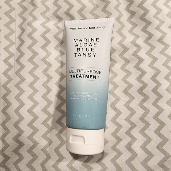 Vitamins and Sea Beauty Moisturizer- Marine Algae Blue Tansy - Picture 1 of 2